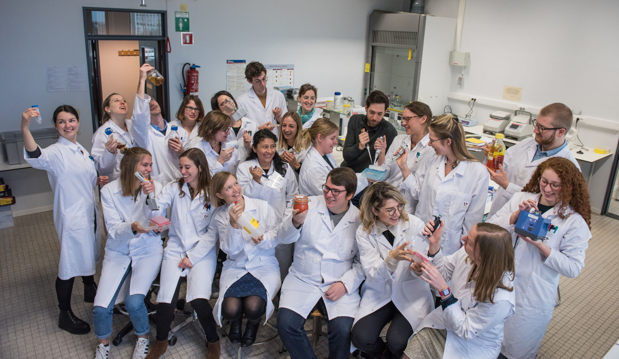 Laboratorium voor Toegepaste Microbiologie en Biotechnologie (groepsfoto's) (4).jpg