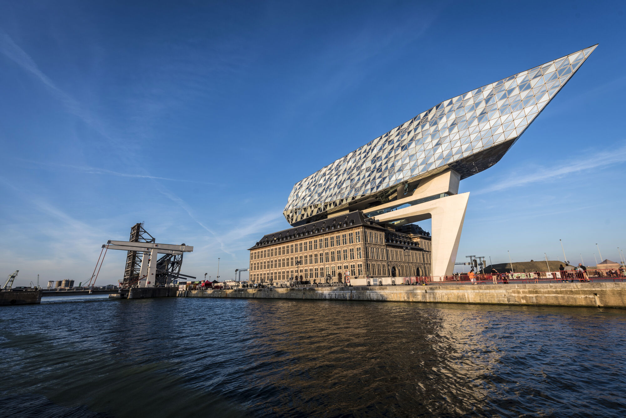 Havenhuis Antwerpen (1).jpg