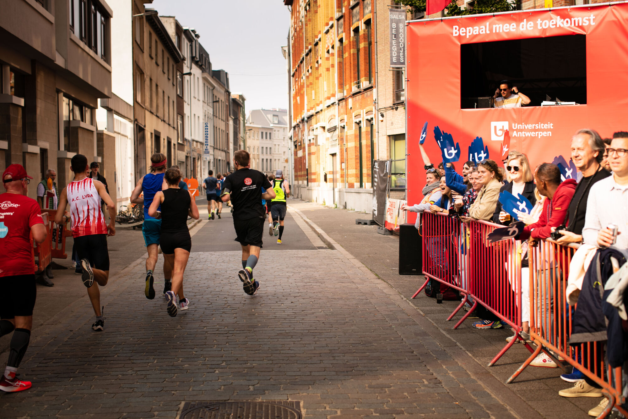 Antwerp 10 Miles & Marathon 2021 (7).jpg
