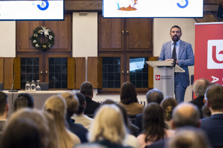 4589_Antwerp Law Net Alumni Event_0385.jpg