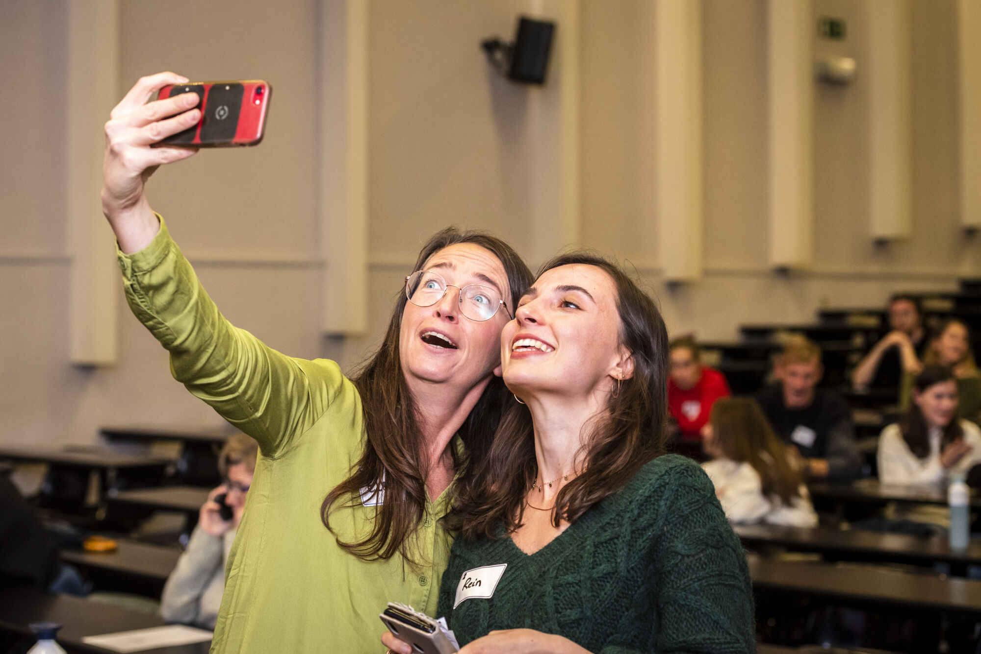 Meet Inspiring Female Engineers - 2022-11.jpg