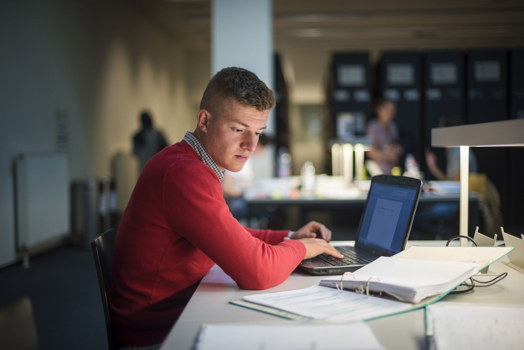 Studeren in de bibliotheek (13).jpg