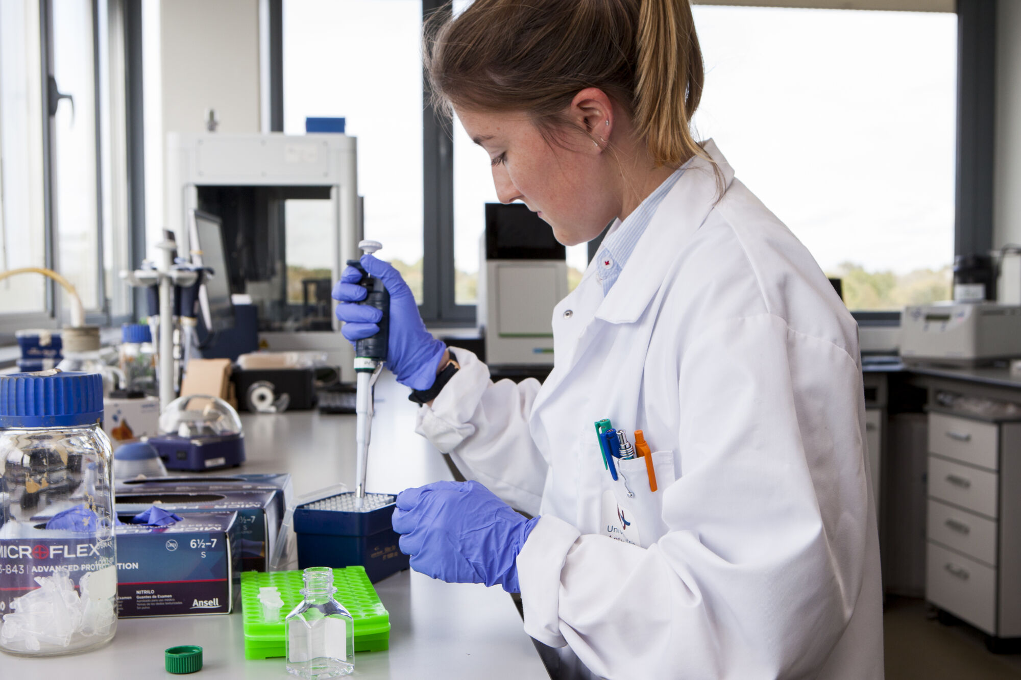 Laboratory of Medical Microbiology (45).jpg