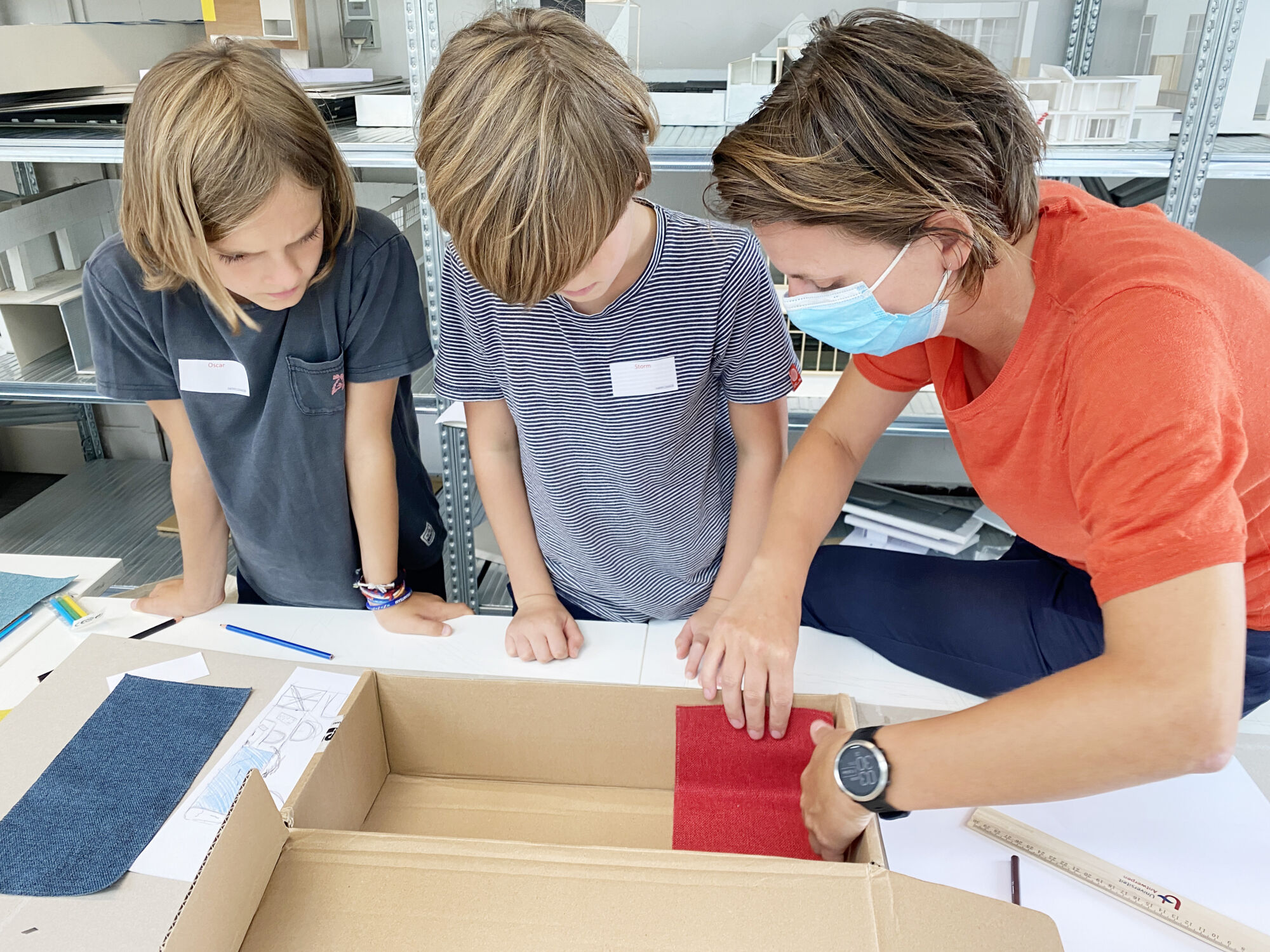Kinderuniversiteit 2021- Ontwerp een kamer voor je favoriete personage (8).JPG