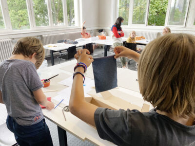 Kinderuniversiteit 2021- Ontwerp een kamer voor je favoriete personage (3).JPG