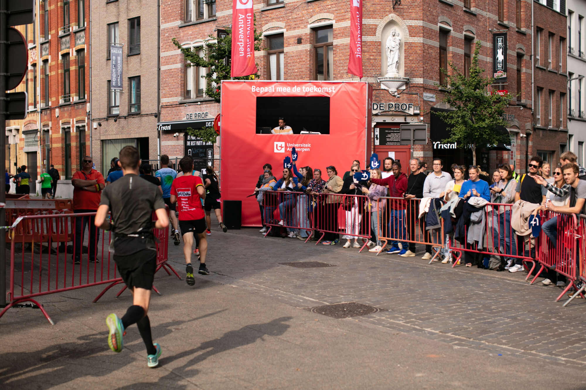 Antwerp 10 Miles & Marathon 2021 (5).jpg
