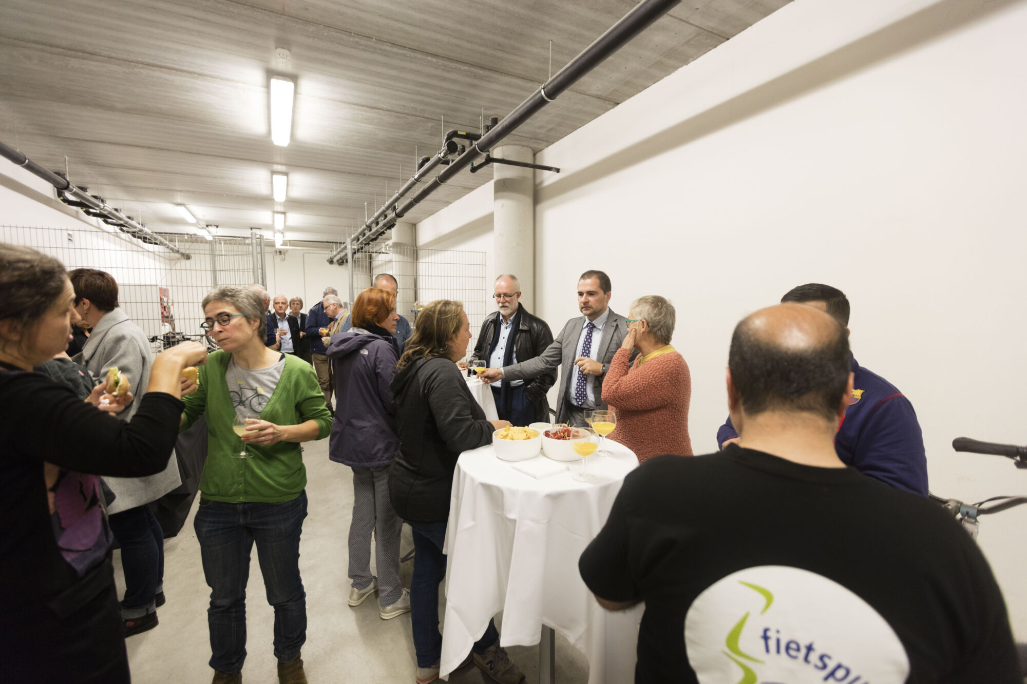 Opening fietsherstelwerkplaats Stadscampus (39).jpg
