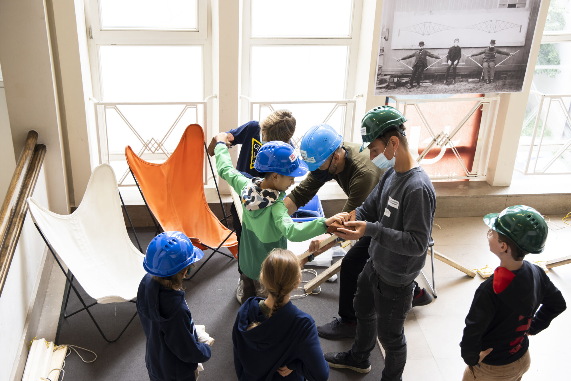 Kinderuniversiteit 2021 - Kracht in bruggen en kathedralen (62)