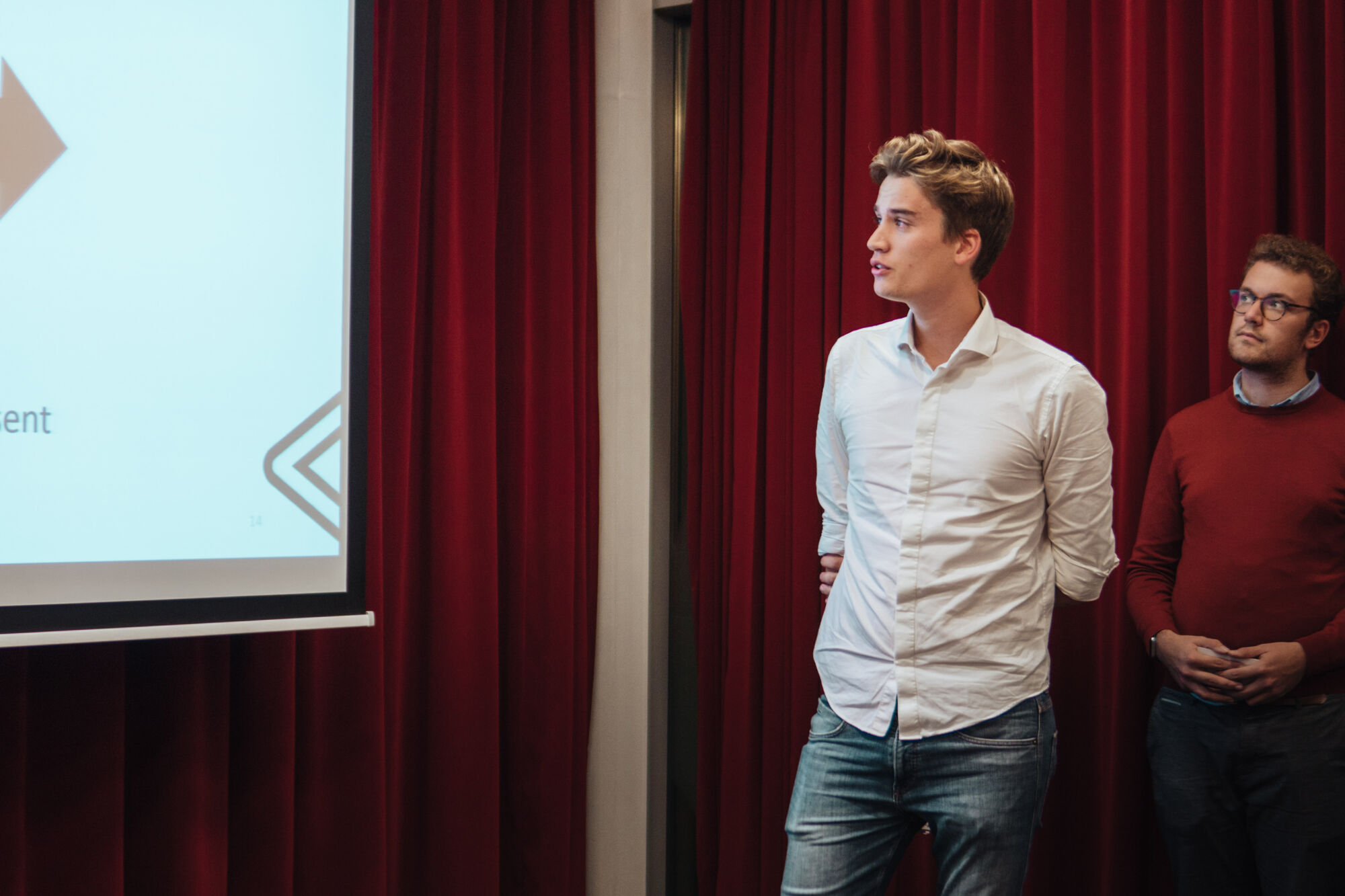 ExCom integratieproject HIB @ conference room Accenture (12).jpg