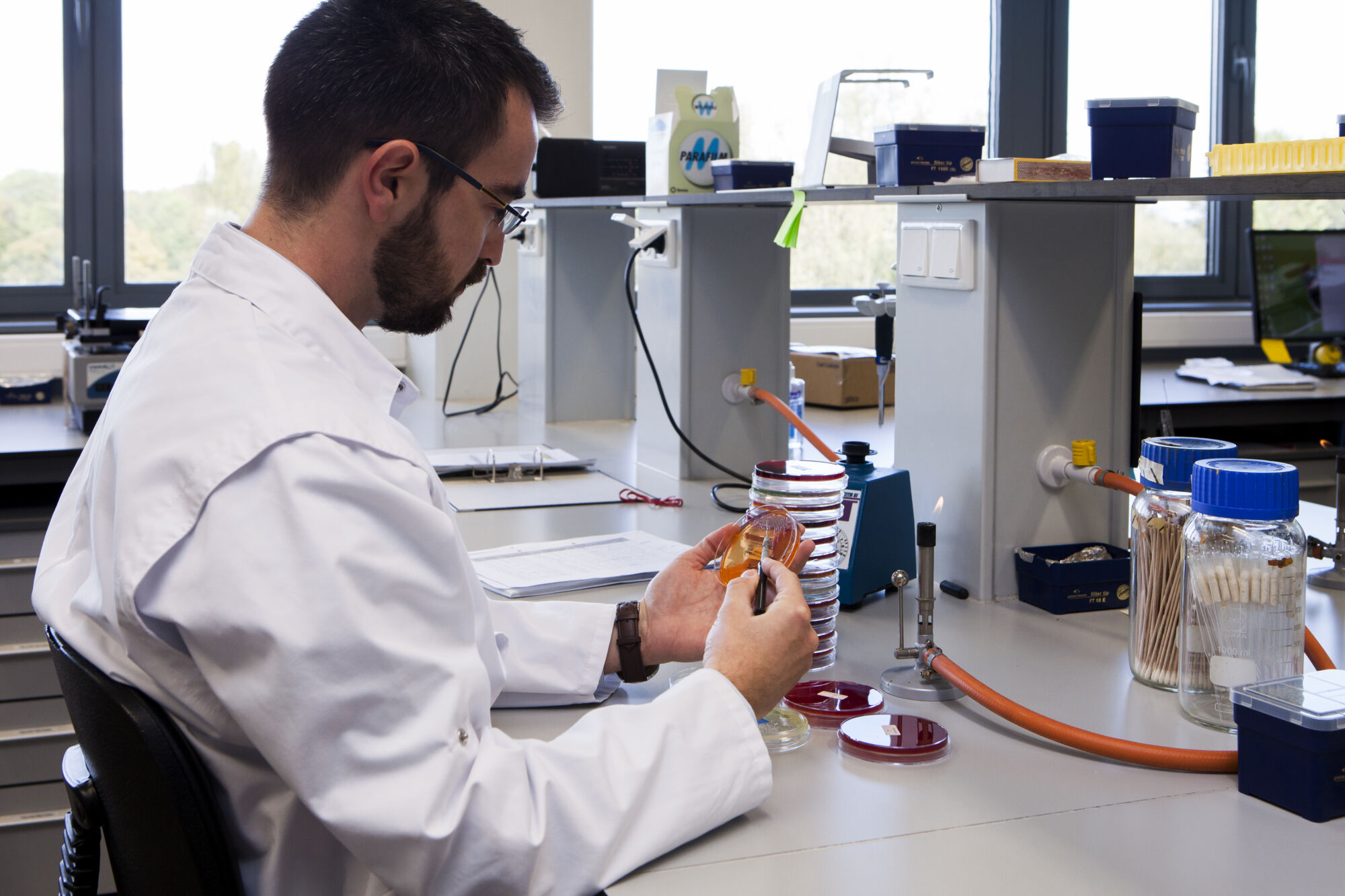 Laboratory of Medical Microbiology (9).jpg
