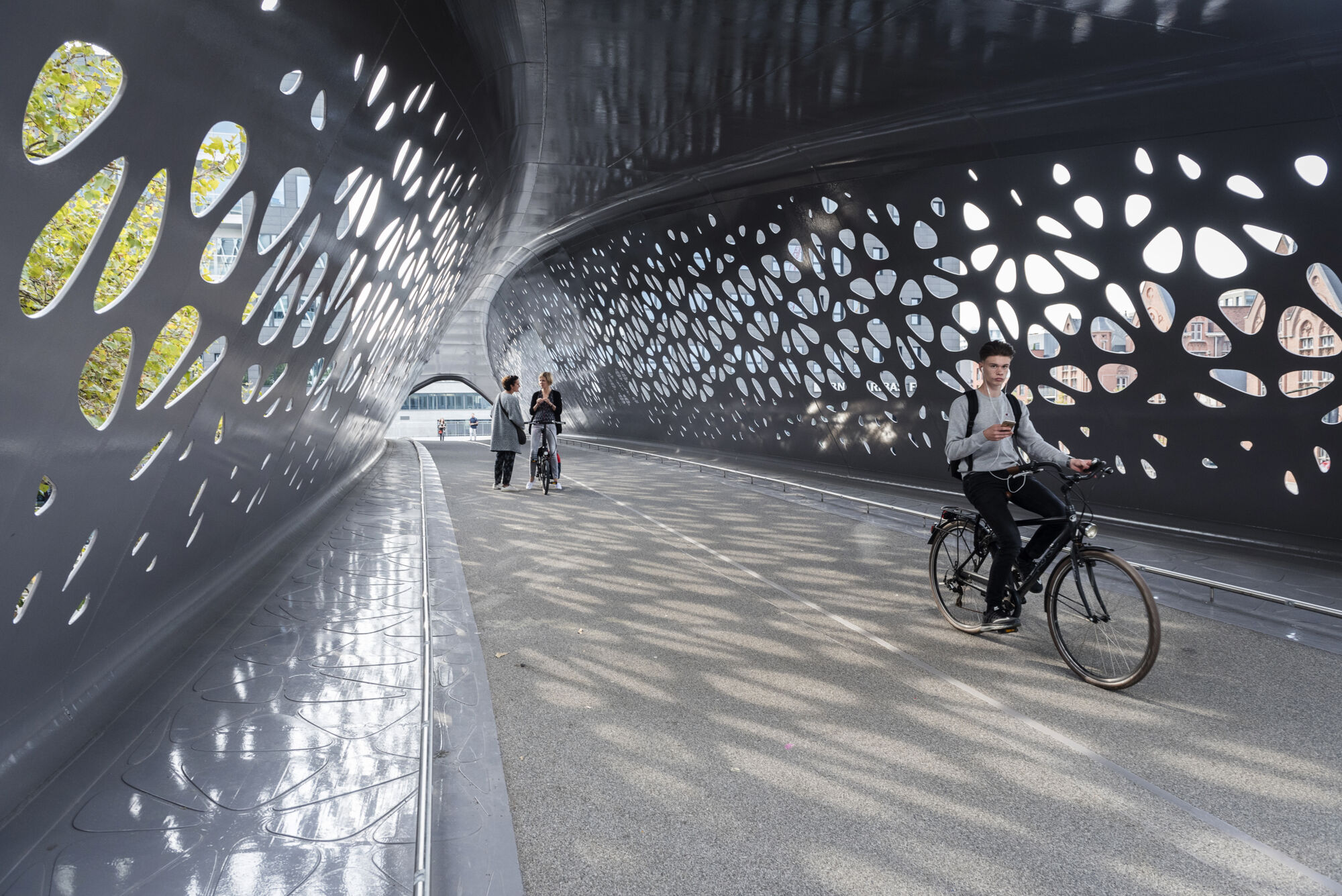 Fietsbrug Antwerpen (1).jpg