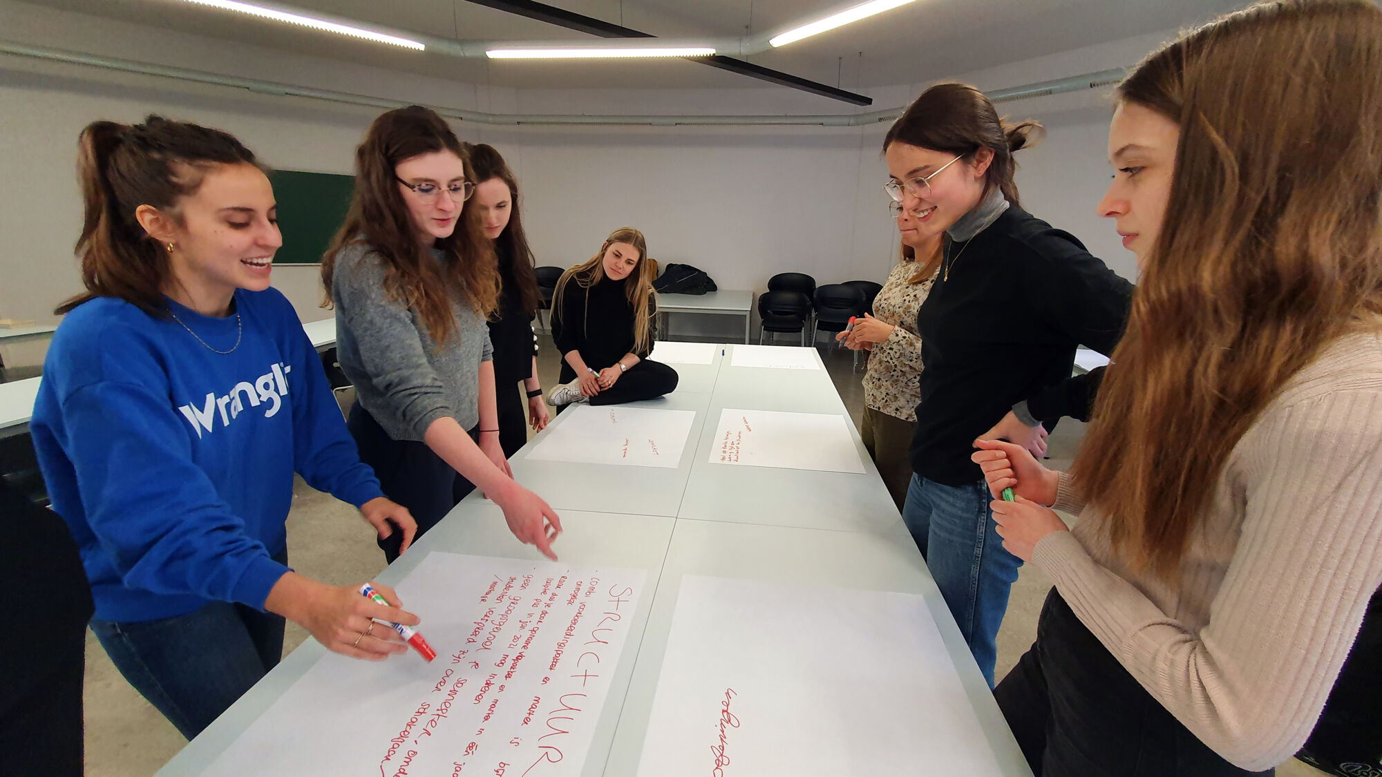 Cultuurmanagement SWOT oefening (2).jpg