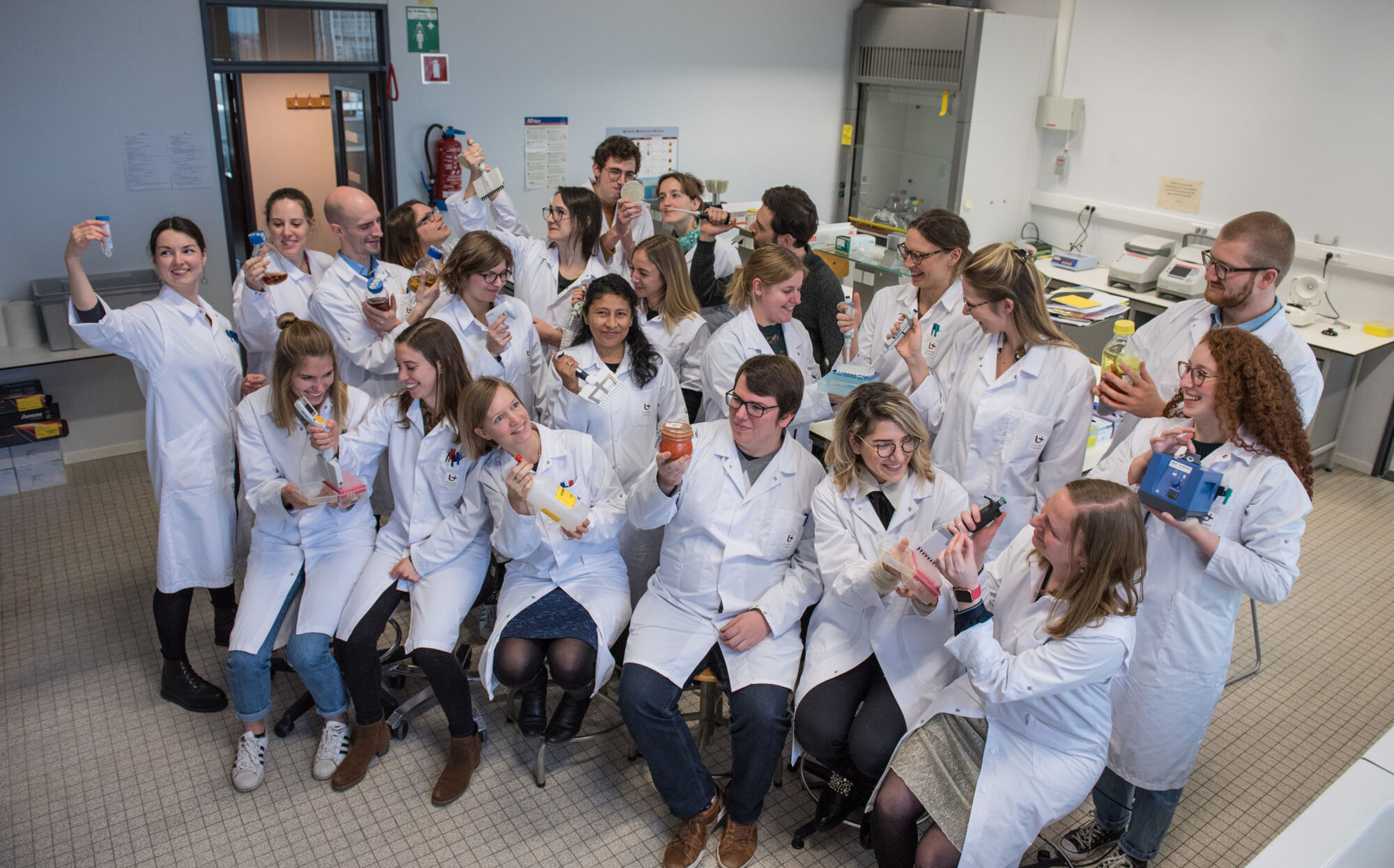 Laboratorium voor Toegepaste Microbiologie en Biotechnologie (groepsfoto's) (2).jpg