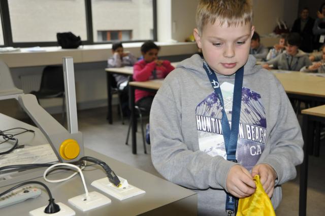 Afbeelding  Kinderuniversiteit 2017 (b) (40).JPG bekijken - UAntwerpen